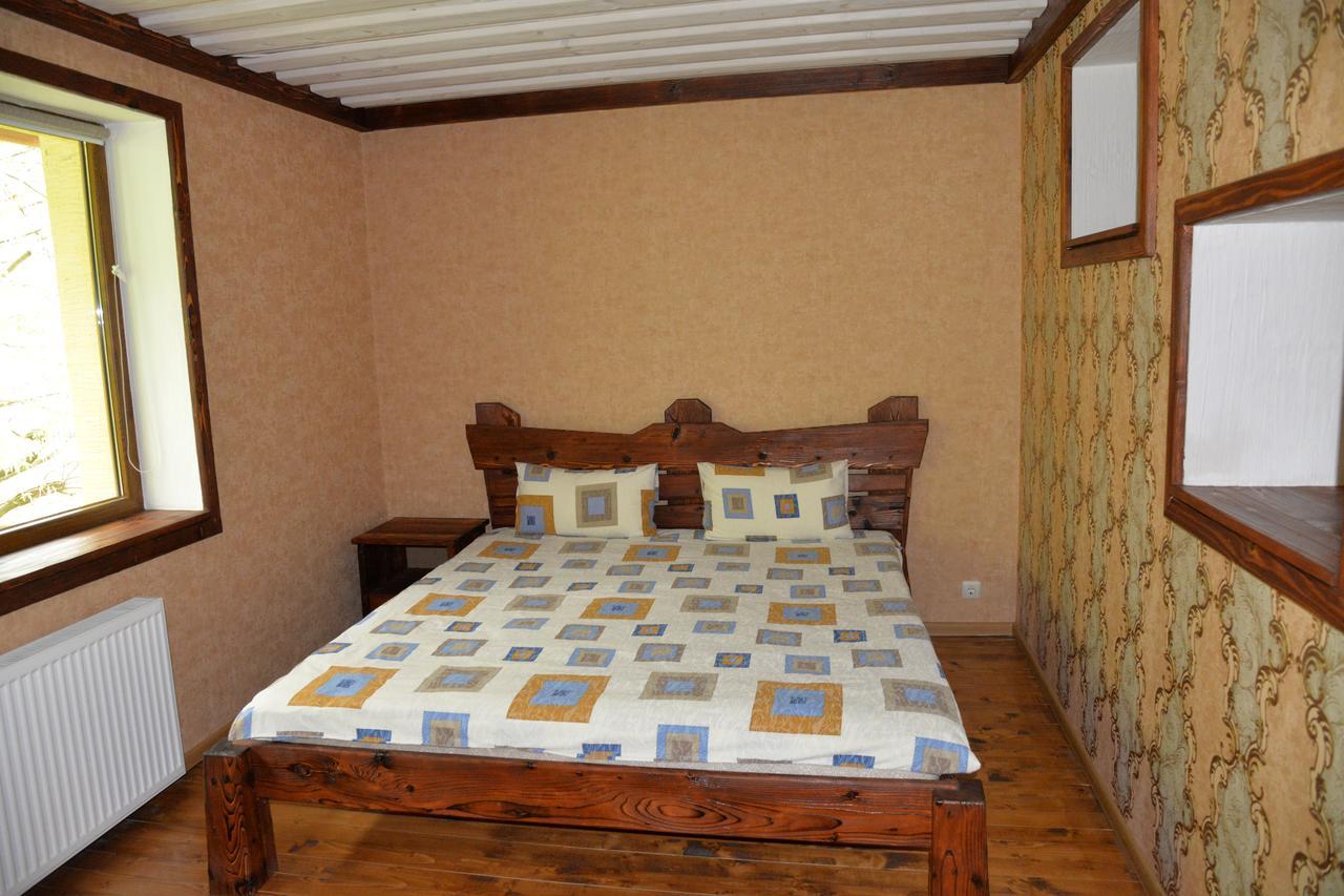 Syni Potoky Motel Svalyava